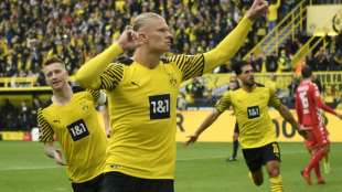 Haaland schie&szlig;t BVB an die Spitze - Hertha siegt in Frankfurt