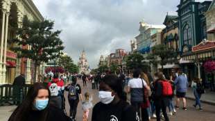 Disneyland Paris verschiebt Wiederer&ouml;ffnung auf April