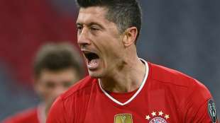 Lewandowski trifft: Rekord-Bayern locker im Viertelfinale