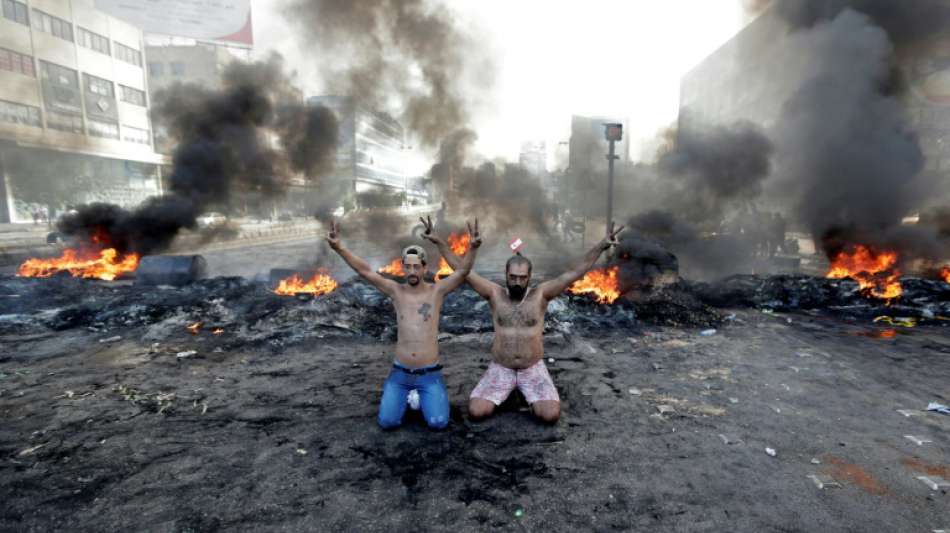 Proteste im Libanon halten auch nach Billigung von Reformen durch Regierung an