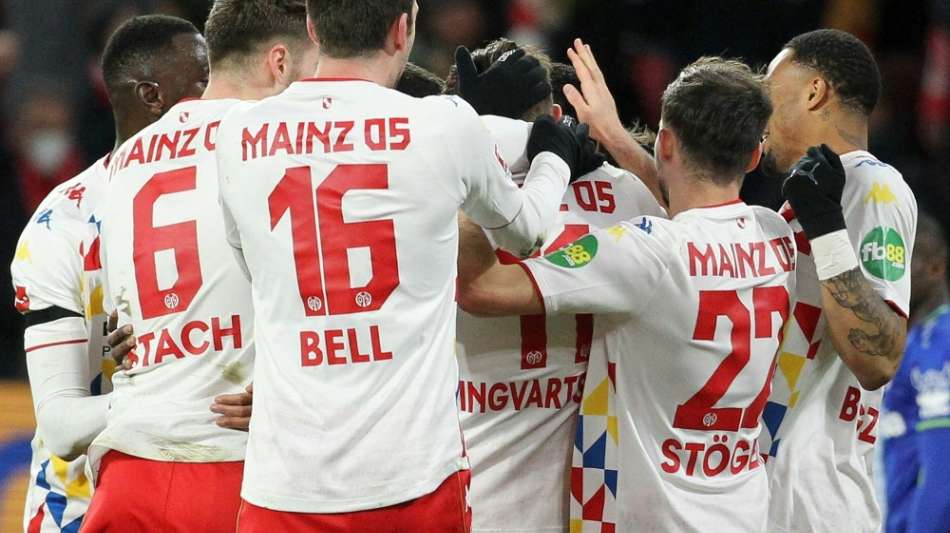 Nach Corona-Ausbruch: Mainz beantragt Absetzung des BVB-Spiels