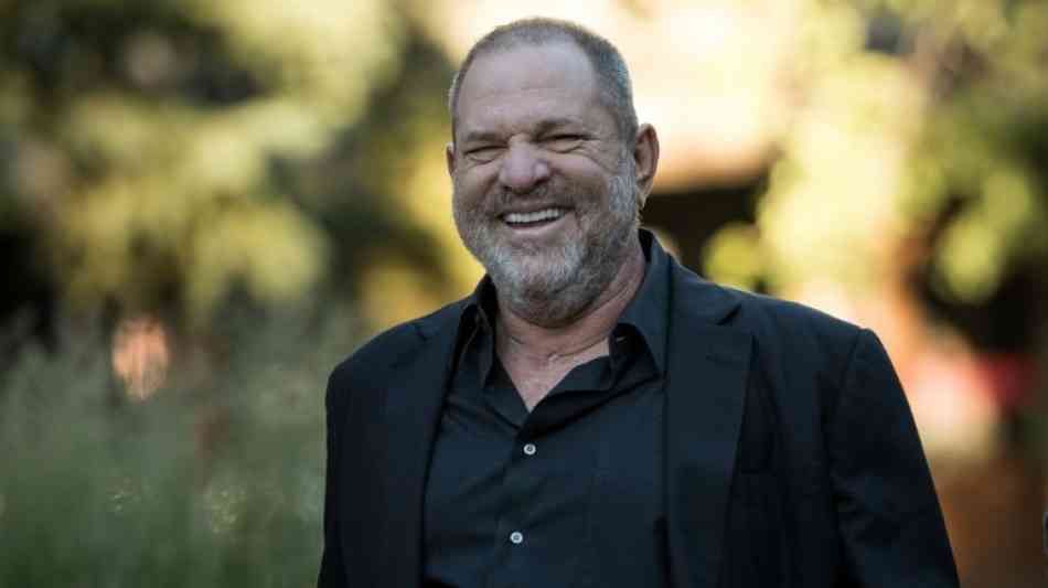 Filmproduzent Weinstein wegen des Vorwurfs der sexuellen Belästigung unter Druck