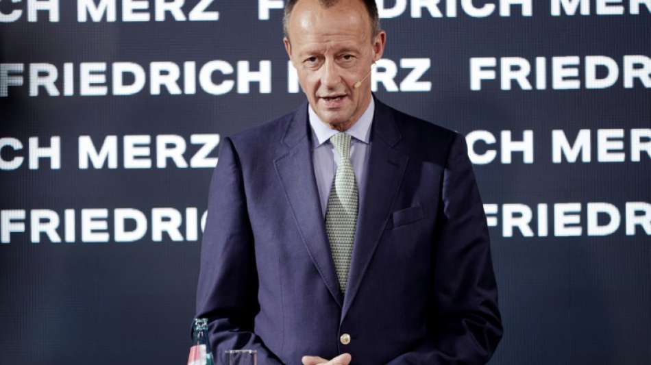 Merz fordert schnelle Öffnung von Schulen