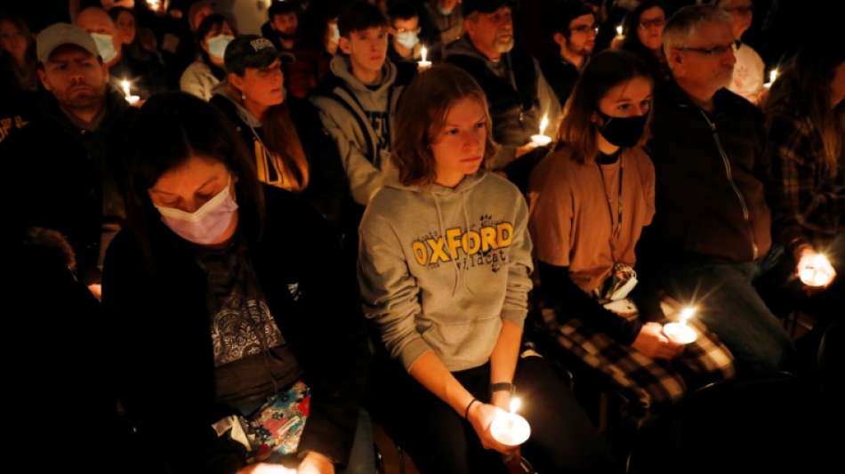 Zahl der Todesopfer nach Schusswaffenattacke an US-Schule steigt auf vier