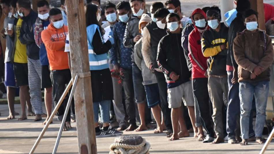 Deutsches Flüchtlingsrettungsschiff in Italien festgesetzt
