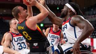 Rollstuhlbasketballer verlieren dramatisch - Frauen mit Auftaktsieg