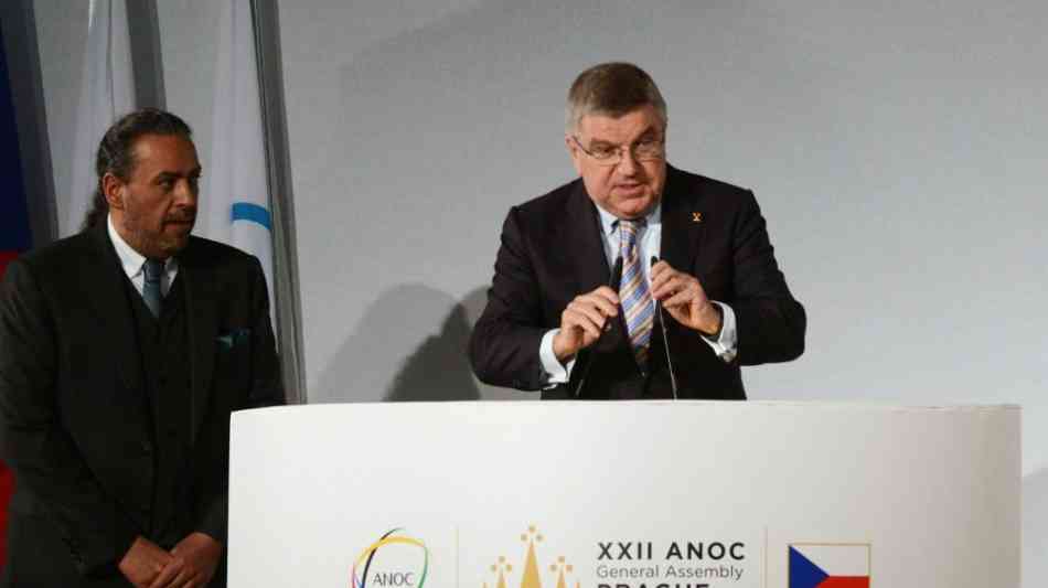 IOC-Chef Thomas Bach versch