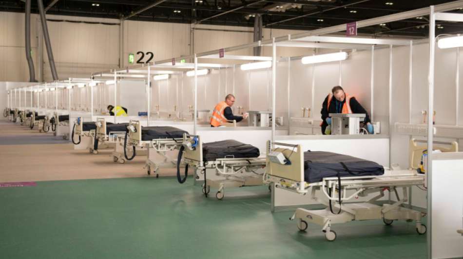 England schlie&szlig;t seine Corona-Lazarette dank sinkender Fallzahlen