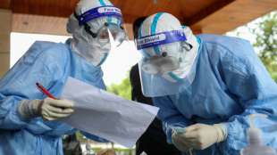 Chinesische Stadt an Grenze zu Myanmar nach Corona-Infektionen im Lockdown