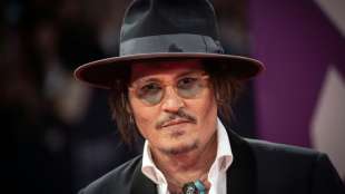 Johnny Depp pr&auml;sentiert "entf&uuml;hrten" Film &uuml;ber ermordete US-Rapper in Deauville