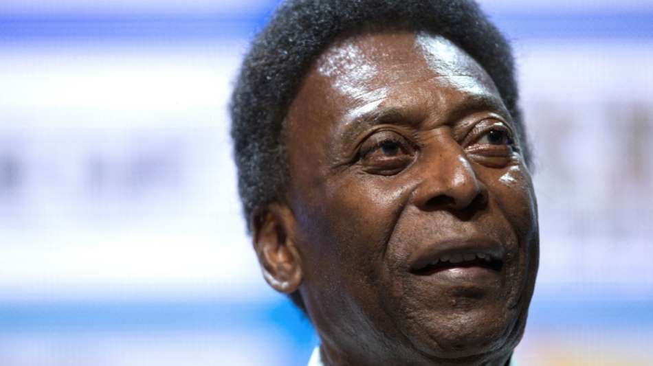 Pele verl&auml;sst Intensivstation