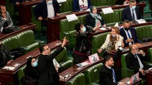 Tunesiens Parlament stimmt unter Polizeischutz über neues Kabinett ab