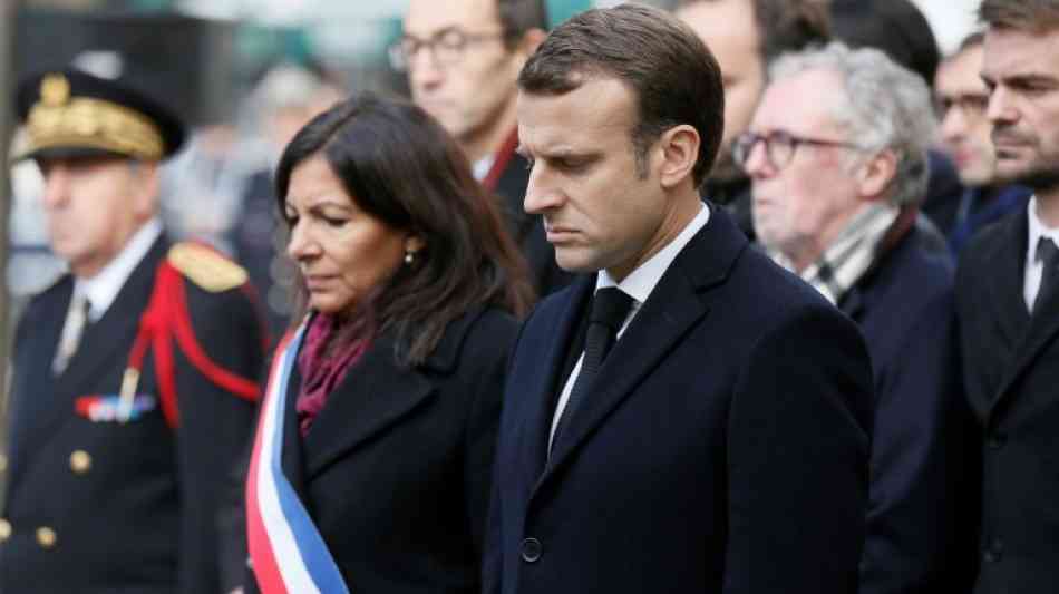 Frankreich gedenkt der Opfer der Pariser Anschl