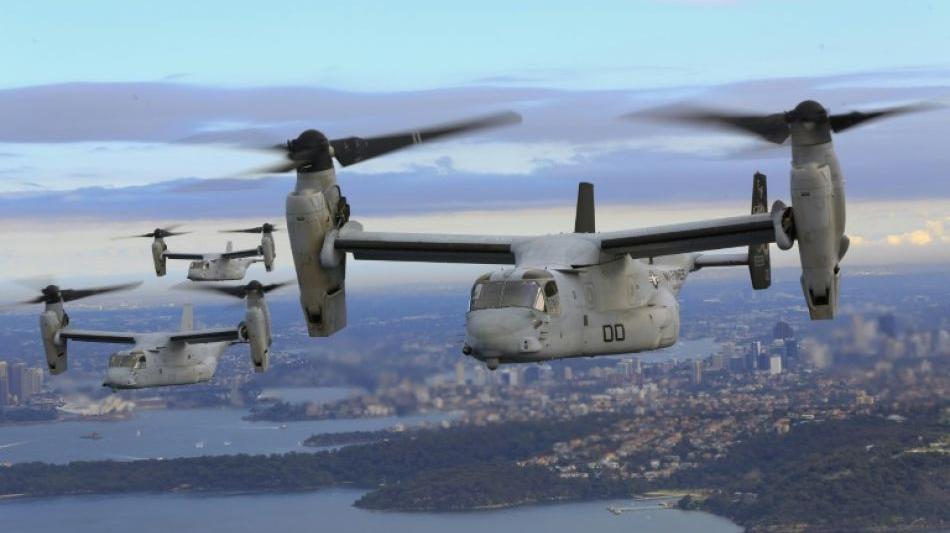 US-Streitkräfte lassen Flugzeuge des Typs MV-22 Osprey am Boden