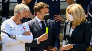 Pr&auml;sident Macron setzt auf Sieg Frankreichs bei Fu&szlig;ball-EM