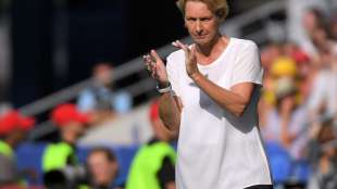 DFB verl&auml;ngert mit Bundestrainerin Voss-Tecklenburg bis 2023