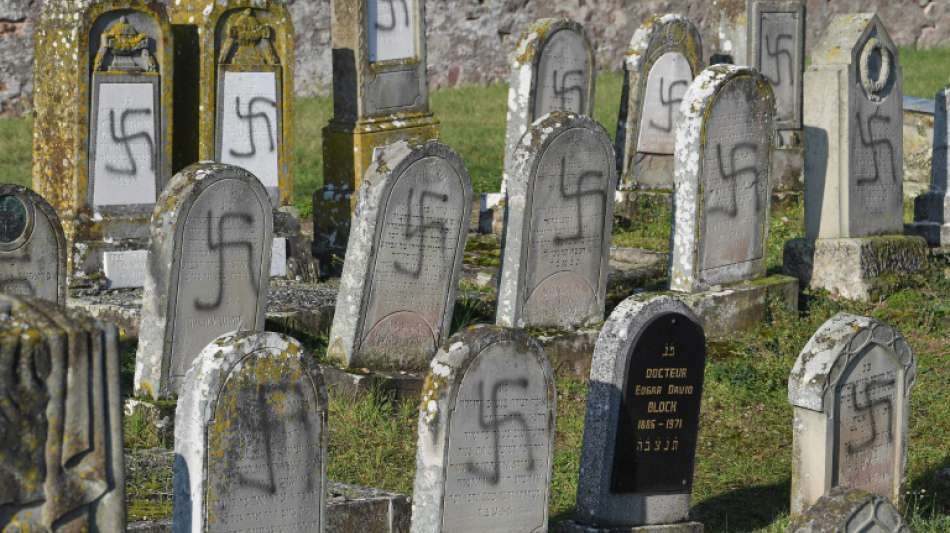 Neue Polizeieinheit nach Schändung jüdischer Gräber in Frankreich