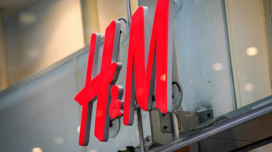 H&M soll wegen Mitarbeiterüberwachung in Servicecenter Millionenbußgeld bezahlen