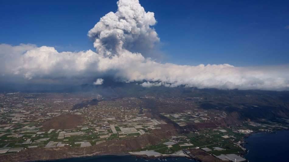 Lavastrom erreicht nach Vulkanausbruch auf La Palma den Atlantik