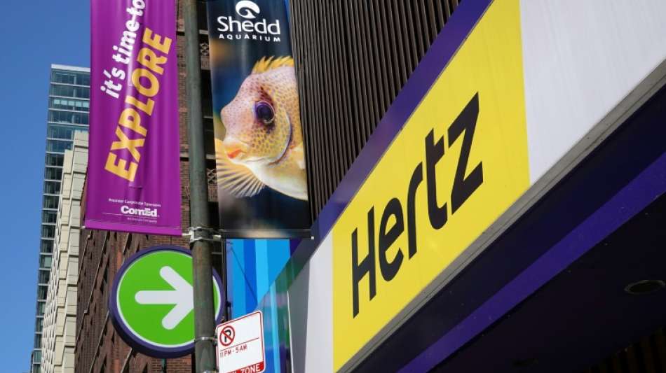 Tesla knackt nach Riesenbestellung von Hertz Marktwert von einer Billion Dollar