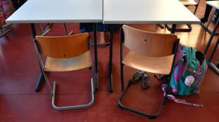 Wissler kritisiert hohe Schwelle für Schulschließungen 