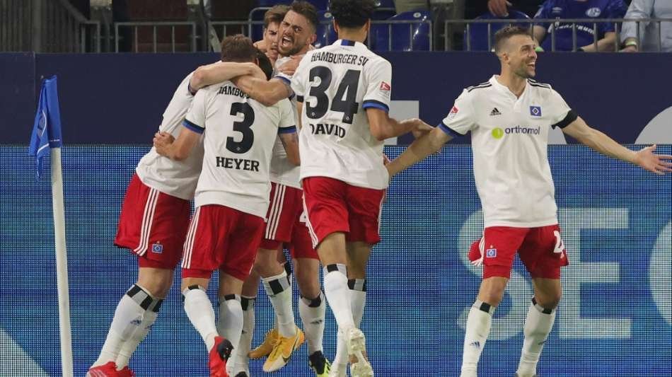 Mitrei&szlig;endes Gigantenduell: Schalke verliert gegen den HSV