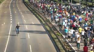B&uuml;ndnis klagt gegen Demo-Verbot auf M&uuml;nchner Autobahnen gegen Automobilmesse 