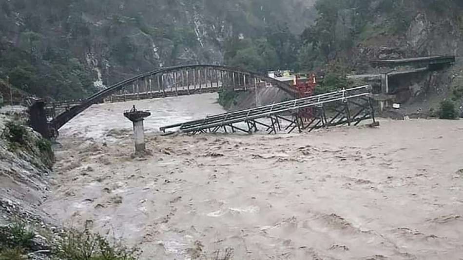 Mindestens 116 Tote bei &Uuml;berschwemmungen und Erdrutschen in Indien und Nepal