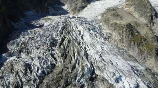 Gletscher auf italienischer Seite des Mont-Blanc-Massivs droht zusammenzubrechen