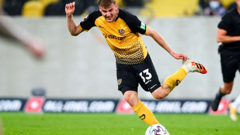 2. Liga so hart wie nie: Schalke und Werder straucheln, Dresden feiert Auftaktsieg