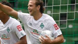 Dreikampf an der Zweitliga-Spitze: Werder wieder ganz vorne