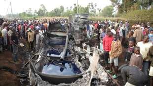13 Tote bei Explosion von Tanklastwagen in Kenia