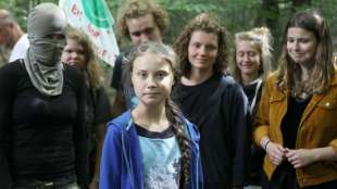 Greta Thunberg besucht überraschend Tagebau Hambach - Kritik an Natur-Zerstörung