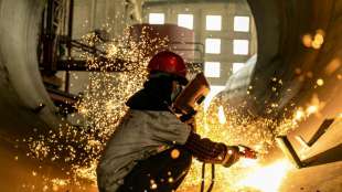 AFP-Umfrage: Chinas Wirtschaft im ersten Quartal zweistellig gewachsen 