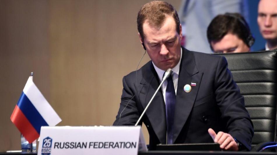 Medwedew sieht nach US-Sanktionen - Handelskrieg