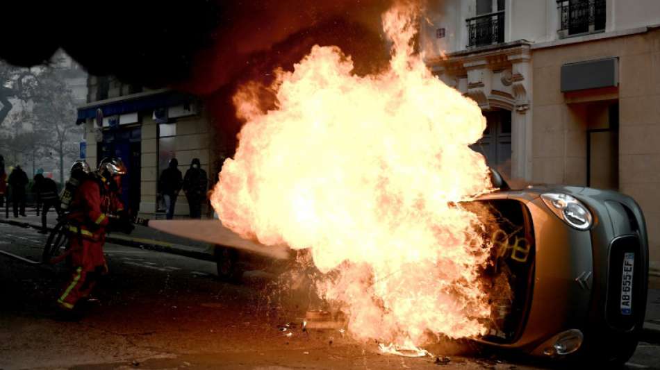 "Gelbwesten"-Proteste zum ersten Jahrestag der Bewegung münden in Gewalt