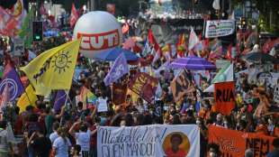 Zehntausende demonstrieren f&uuml;r Amtsenthebung von Brasiliens Pr&auml;sident Bolsonaro