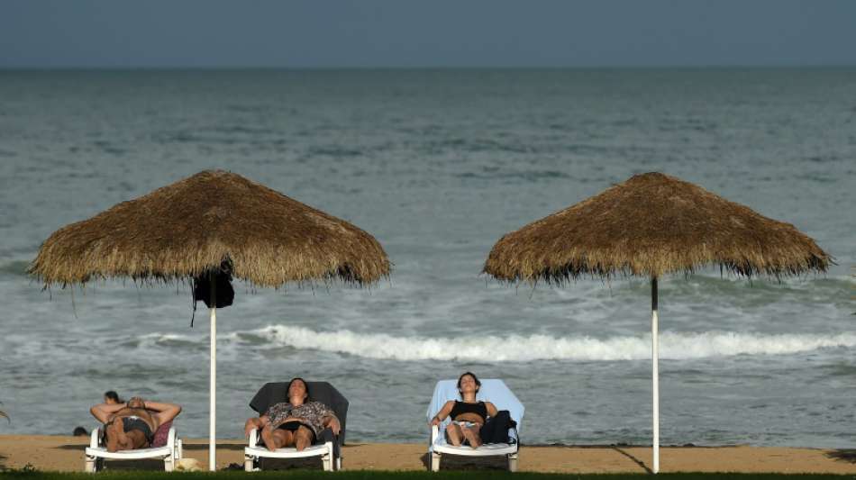 Regierung Sri Lankas beschränkt Zahl der Touristen während Corona-Pandemie 