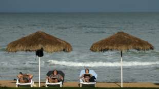 Regierung Sri Lankas beschränkt Zahl der Touristen während Corona-Pandemie 