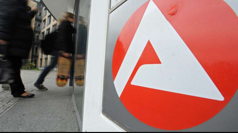 Arbeitsagentur setzt Sanktionen auch gegen Hartz-IV-Bezieher unter 25 aus