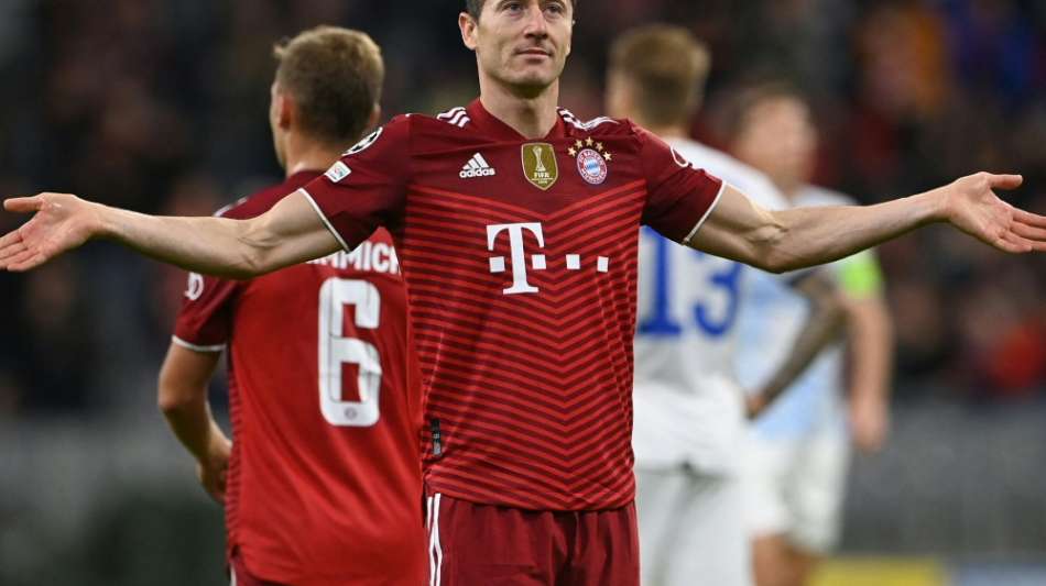 Lewandowski trifft doppelt und die Bayern gl&auml;nzen
