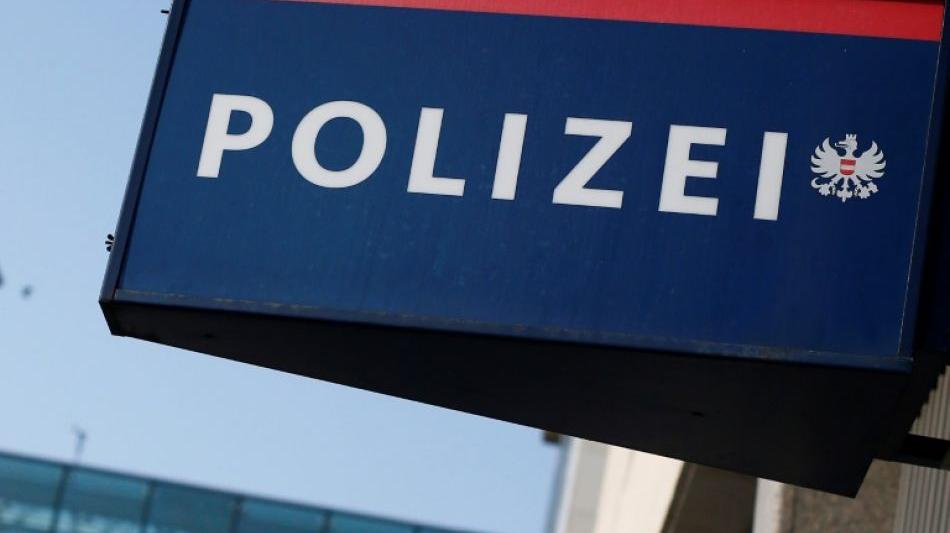 Österreich: Junge (19 Monate) nach Stunden bei Hitze im Auto gestorben