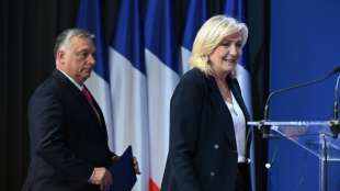 Le Pen und Orban demonstrieren gemeinsam ihre EU-Feindlichkeit