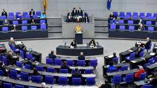 Opposition kritisiert Koalitionsentwurf zur Frauenquote scharf 