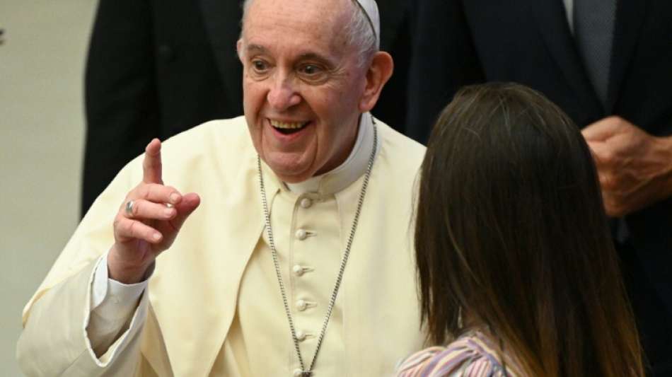 Papst: Wegen Darm-OP dachten einige Kardin&auml;le schon an Wahl eines Nachfolgers