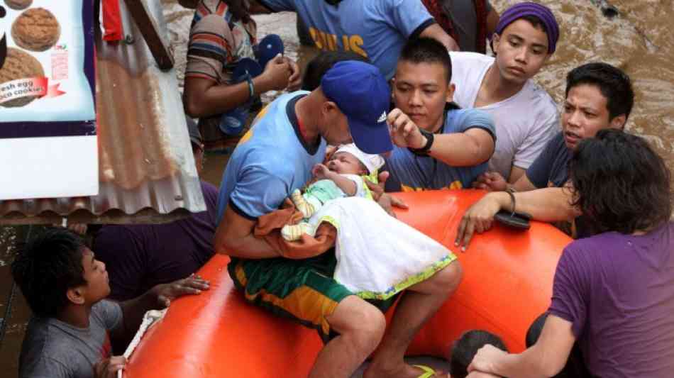 Mehr als 130 Tote durch Tropensturm "Tembin" auf Philippinen