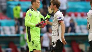 DFB-Team startet mit Neuer und M&uuml;ller