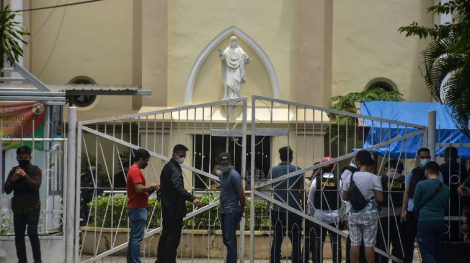 Mindestens 20 Verletzte bei Bombenanschlag auf Kirche in Indonesien