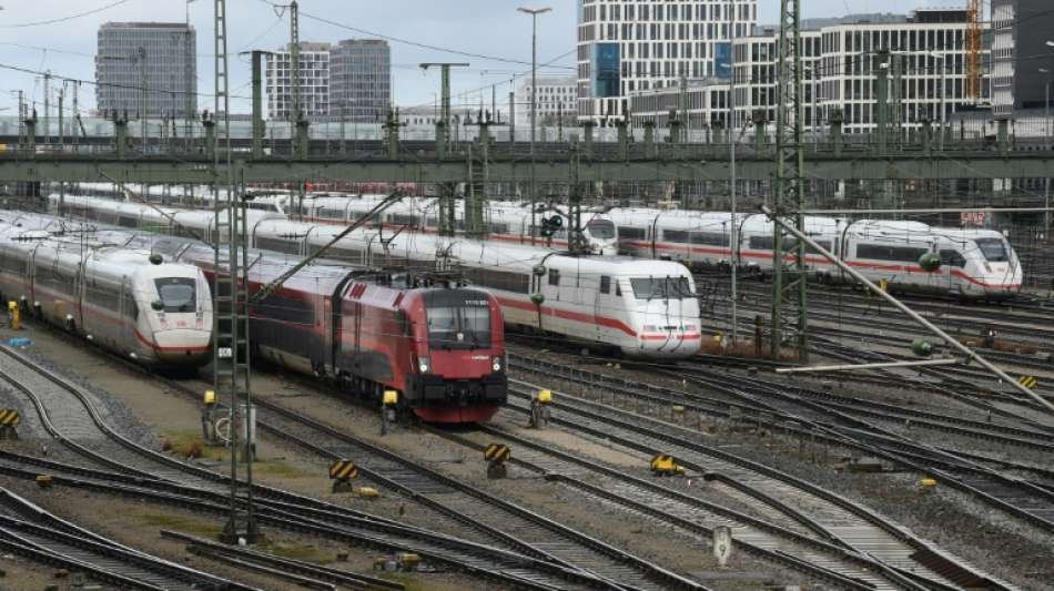 Zwei Tote und dutzende Verletzte bei Zugungl&uuml;ck in Tschechien