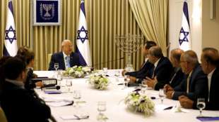 Rivlin spricht mit Netanjahu und Gantz über Einheitsregierung